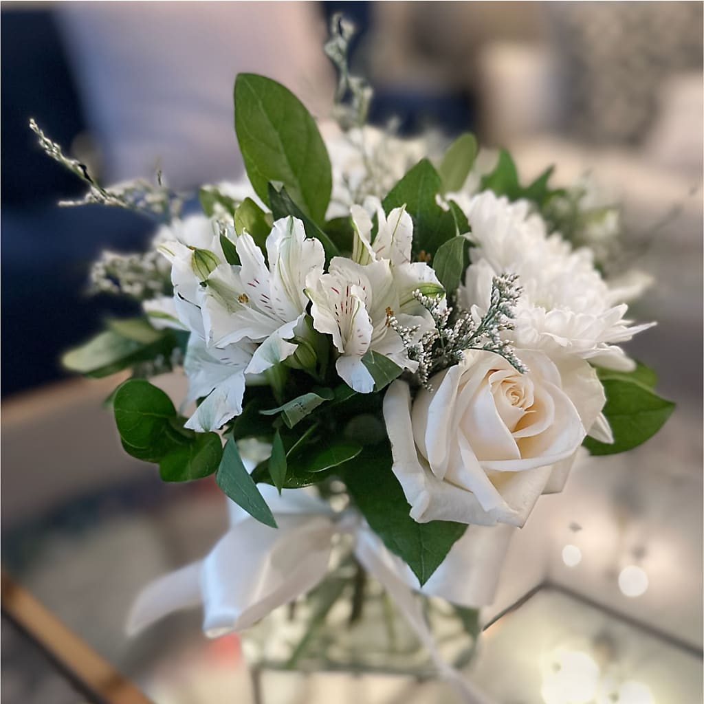 Gracefuls Bouquet – Petals From Angels Floral Designs, Pasadena CA