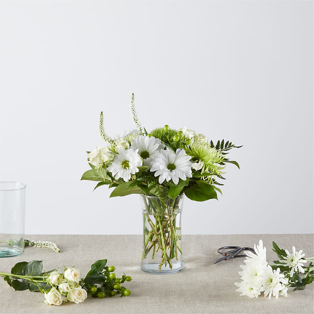 Irish Garden - A Florist Original – Petals From Angels Floral Designs, Pasadena CA