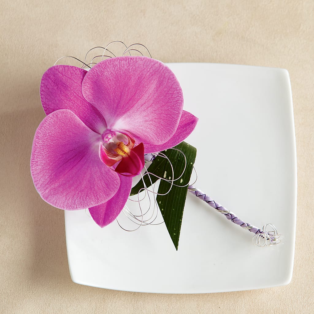 Glorious Boutonniere – Petals From Angels Floral Designs, Pasadena CA