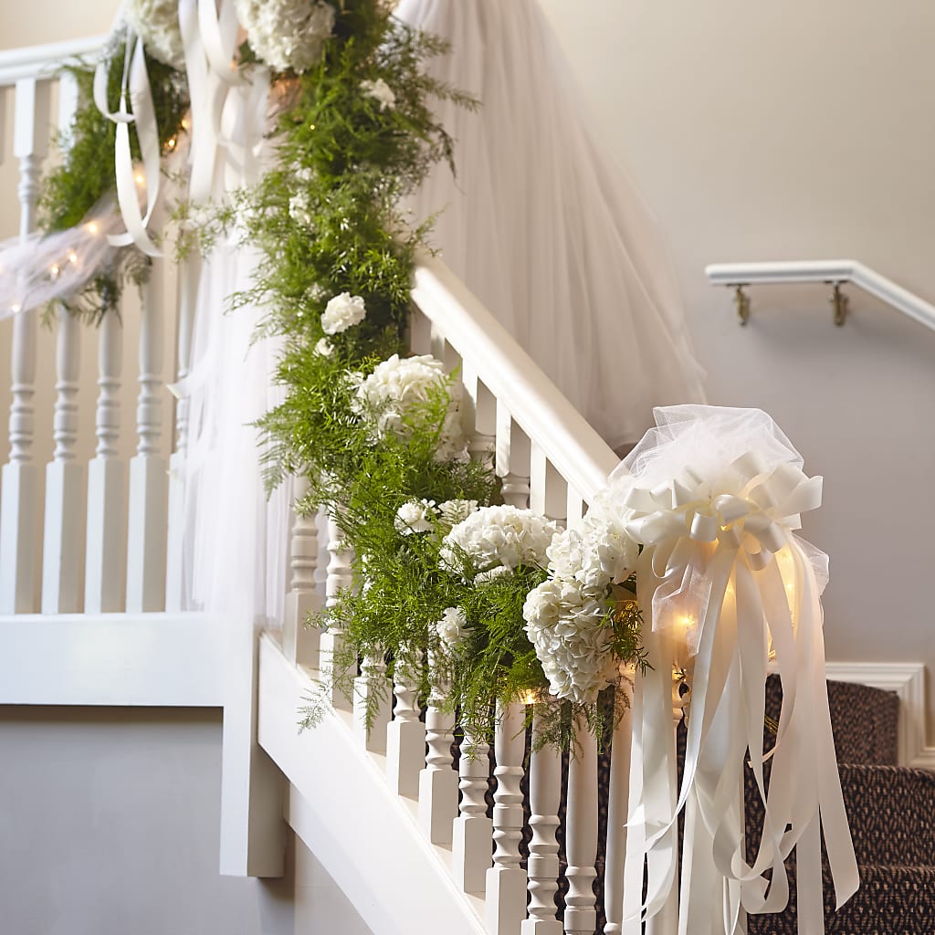 Champagne Dreams Garland – Petals From Angels Floral Designs, Pasadena CA