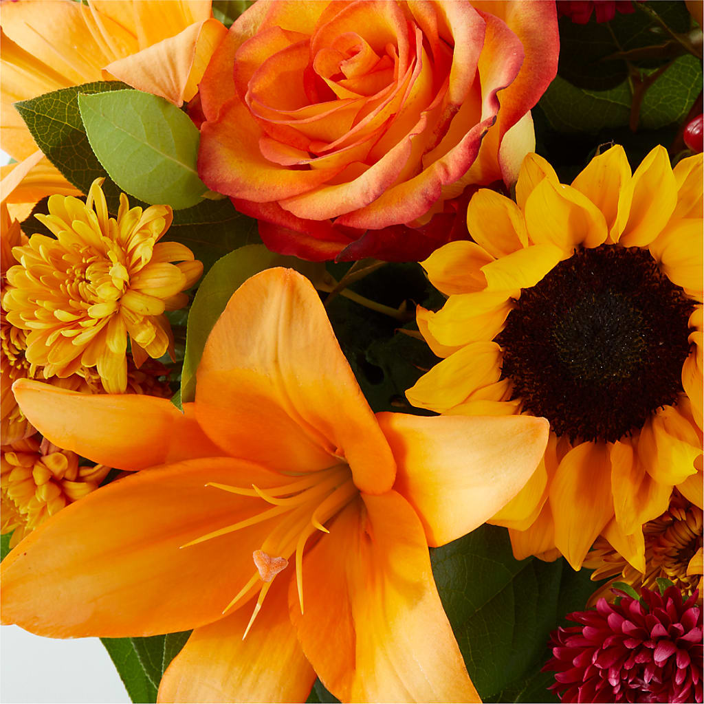 Grateful Centerpiece –  Petals From Angels Floral Designs, Pasadena CA