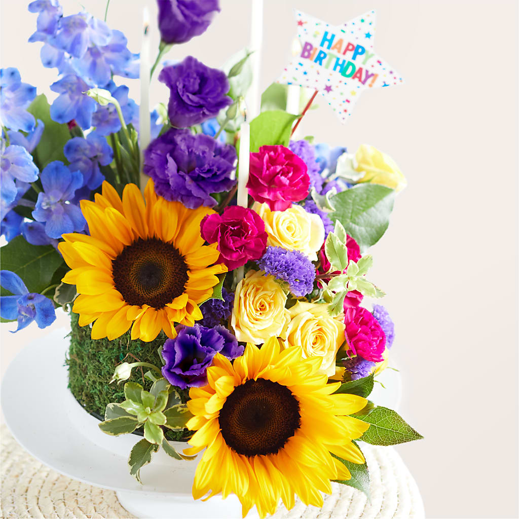 Star of the Day Floral Cake –  Petals From Angels Floral Designs, Pasadena CA
